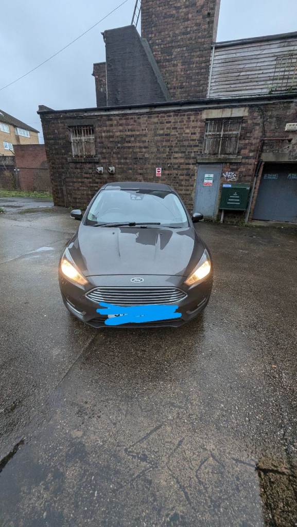 Ford, FOCUS, Hatchback, 2015, Manual, 998 (cc), 5 doors car is outstanding condition