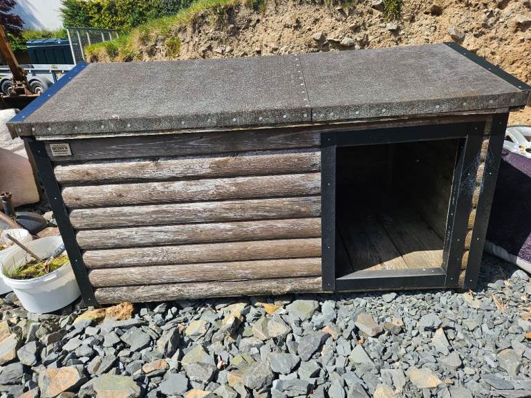 Dog box / Kennel 