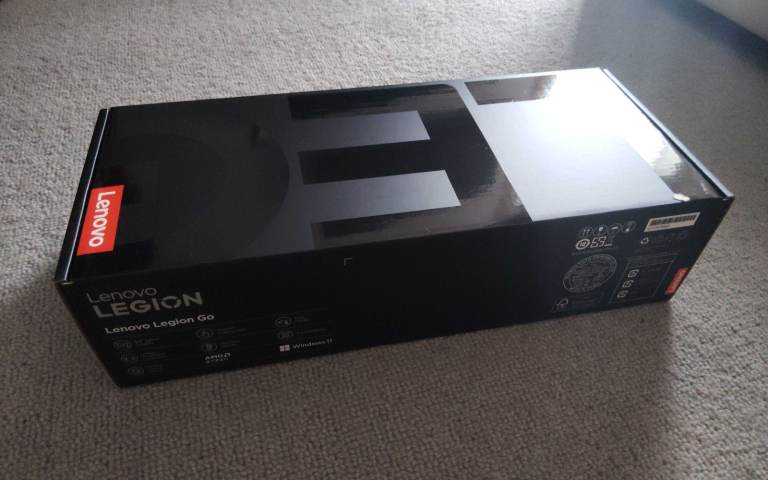 Lenovo Legion Go AMD Ryzen Z1 Extreme 16GB 2TB SSD 8.8” WIN 11 PRO