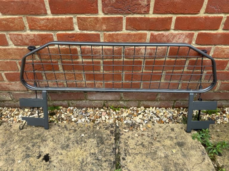 Travall TDG1355 Dog Guard