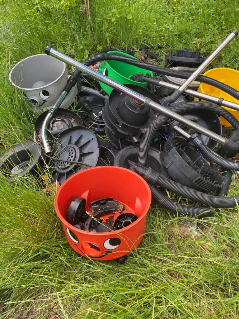 Got some parts so if you need parts tex me I do have to eorking Henry’s as wel 