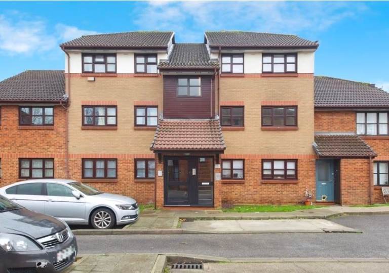 One Bedroom Flat in North Wembley