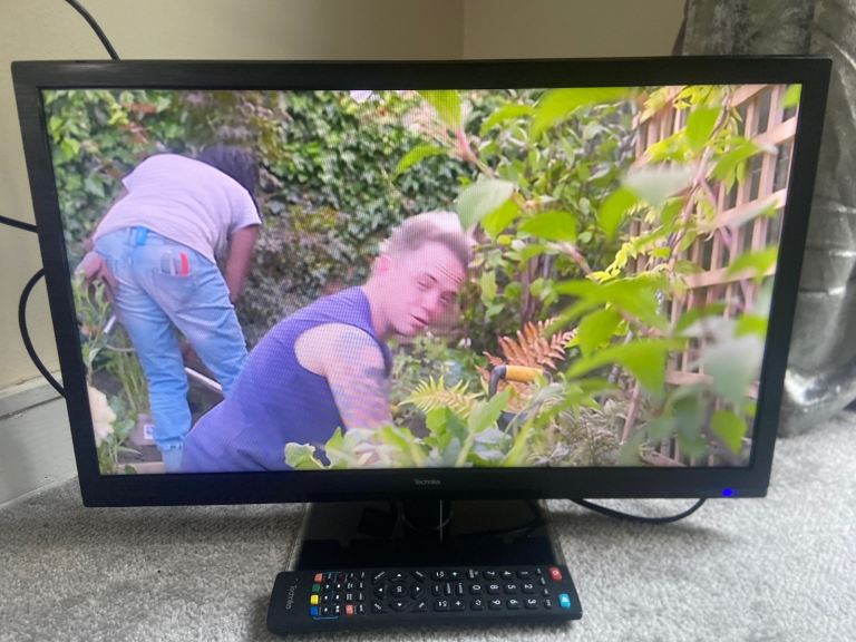 24in Technika TV /DVD player 