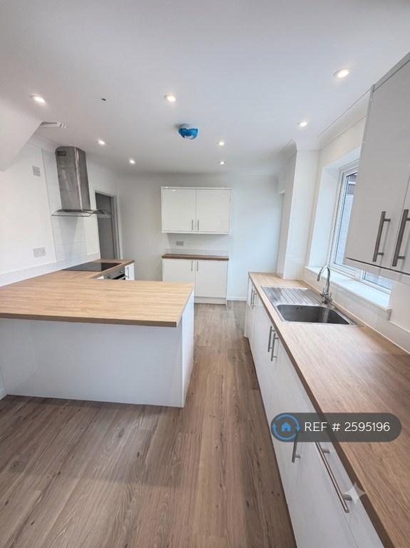4 bedroom house in Northfields, Norwich, NR4 (4 bed) (#2595196)