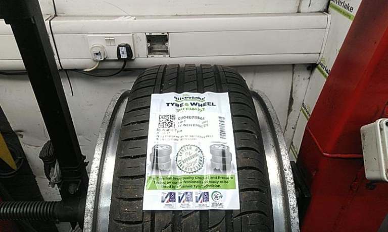 215 50 17 955w Nexen Nfera Su1 7mm Part Worn Pressure Tested Tyre