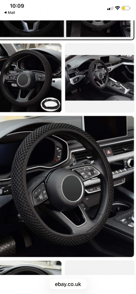 Steering wheel cover 