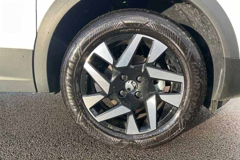 2025 Vauxhall Mokka 1.2 Turbo 136 Griffin 5dr HATCHBACK PETROL Manual