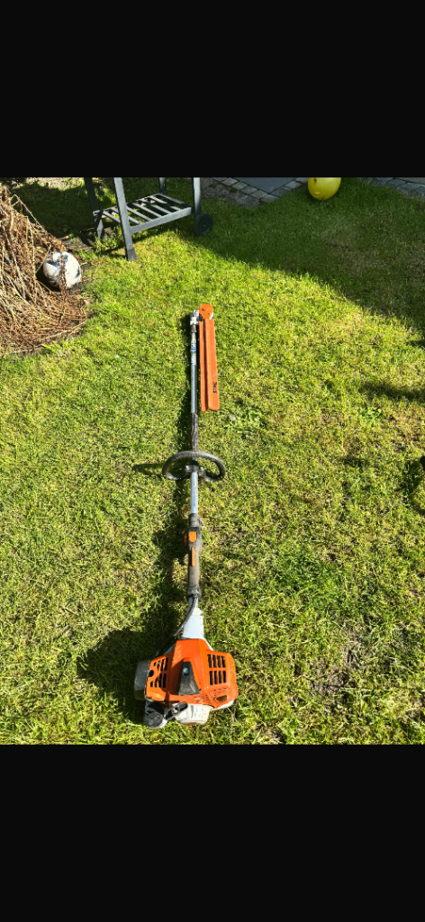 Stihl hl94c petrol hedge cutters trimmers ( long reach ) 