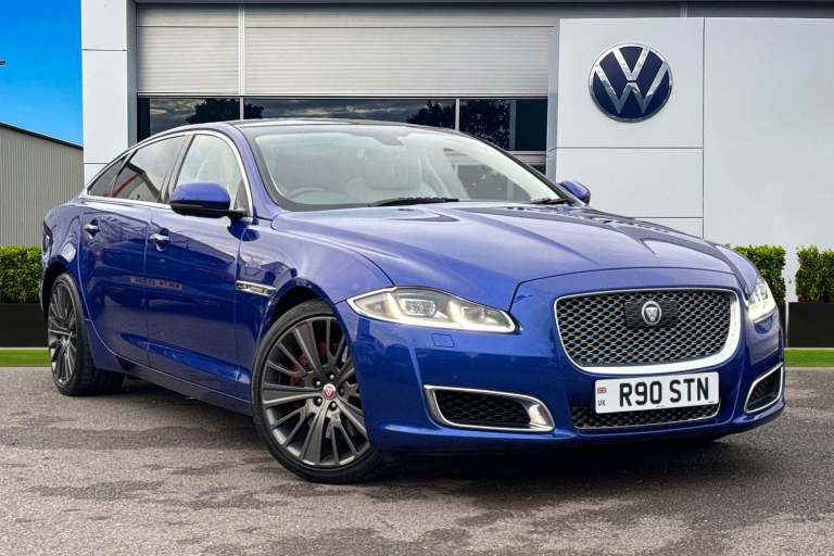 2017 Jaguar XJ 3.0d V6 Autobiography Auto Euro 6 (s/s) 4dr (LWB) Saloon Automatic