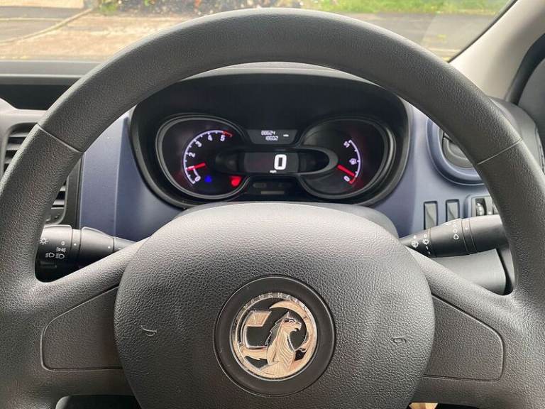 2017 Vauxhall Vivaro 2900 1.6CDTI 120PS H1 Van PANEL VAN DIESEL Manual