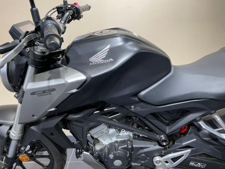 Honda CB125R NEO CBF125 in Dark Grey