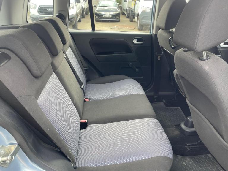 2006 Ford Fusion 1.6 Zetec Climate 5dr HATCHBACK Petrol Manual