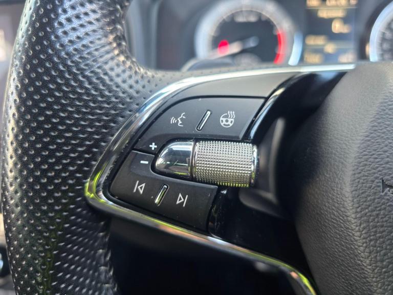 2022 Skoda Karoq 1.5 TSI Sportline 5dr DSG ESTATE PETROL Automatic