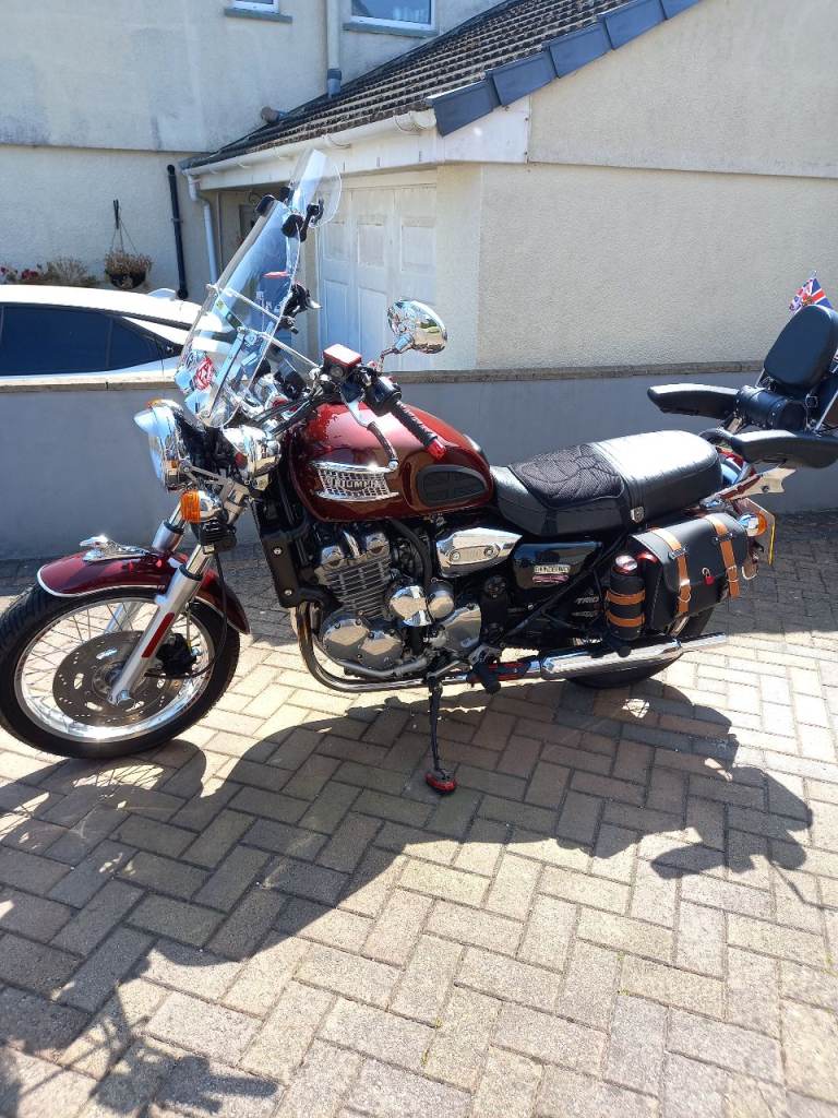 Immaculate Triumph, THUNDERBIRD, 1996, 885 (cc)