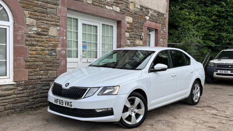 2019 Skoda Octavia 1.6 TDI CR SE Drive 5dr DSG HATCHBACK Diesel Automatic