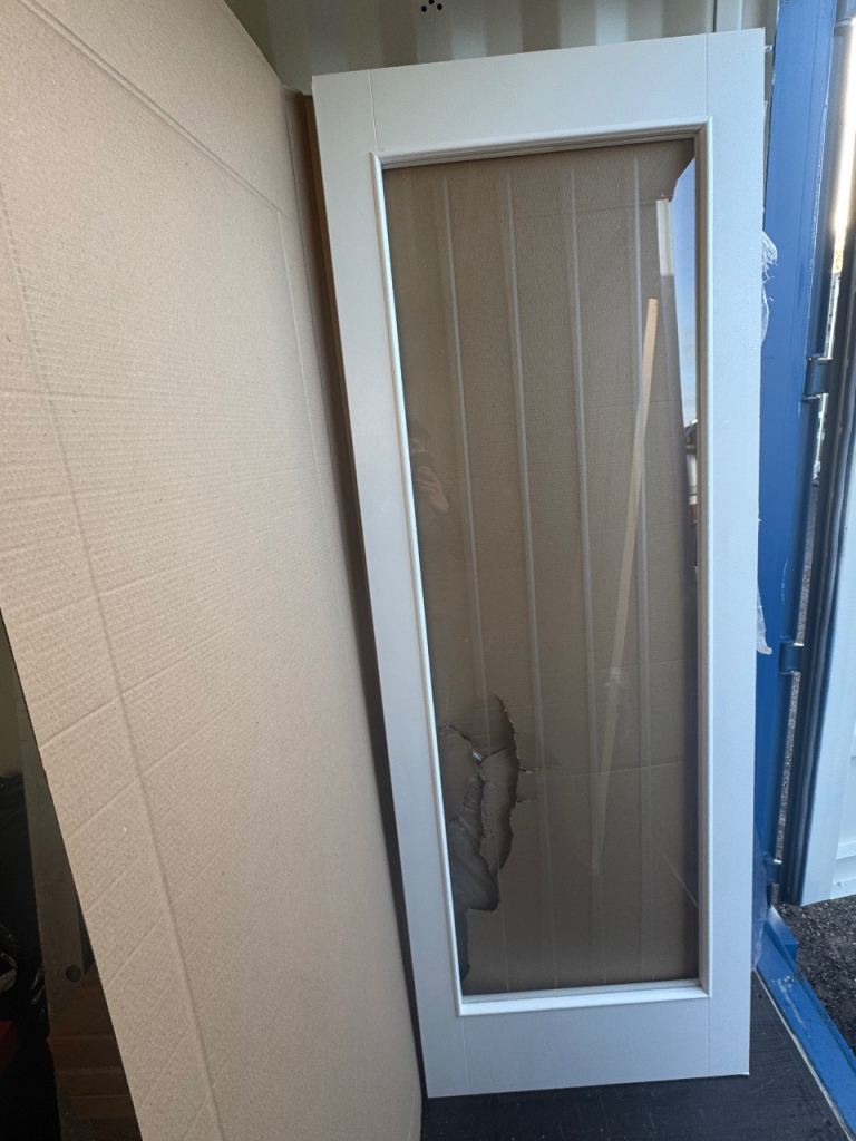  pre finished with glass door 40x 726x2040