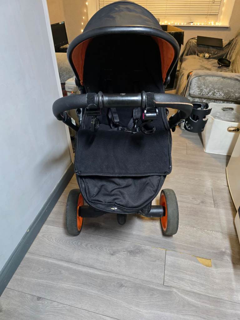 iCandy designer collection Peach-Black Carrycot & Pushchair Combo