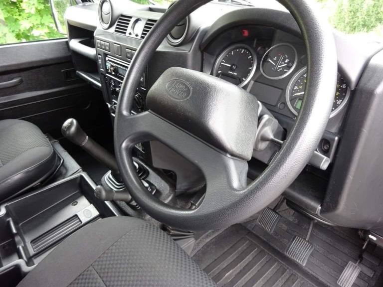 2016 Land Rover Defender Hard Top TDCi [2.2] PANEL VAN DIESEL Manual