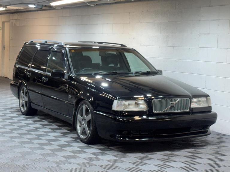 Volvo 850 2.3 T5-R Limited Edition Estate 5dr Petrol Automatic (240 bhp) Petrol Automatic