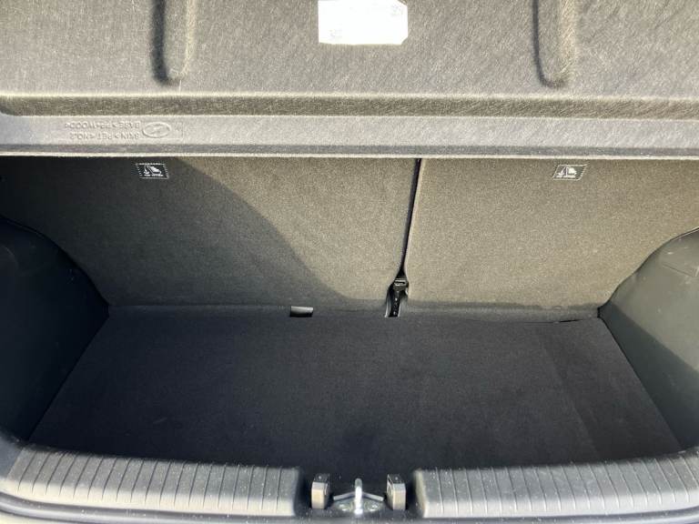 2022 Hyundai i10 1.2 MPi Premium 5dr Auto Hatchback PETROL Automatic