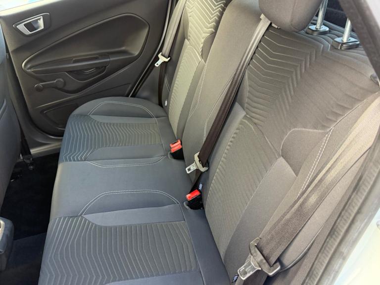 2013 Ford Fiesta 1.25 82 Zetec 5dr HATCHBACK Petrol Manual