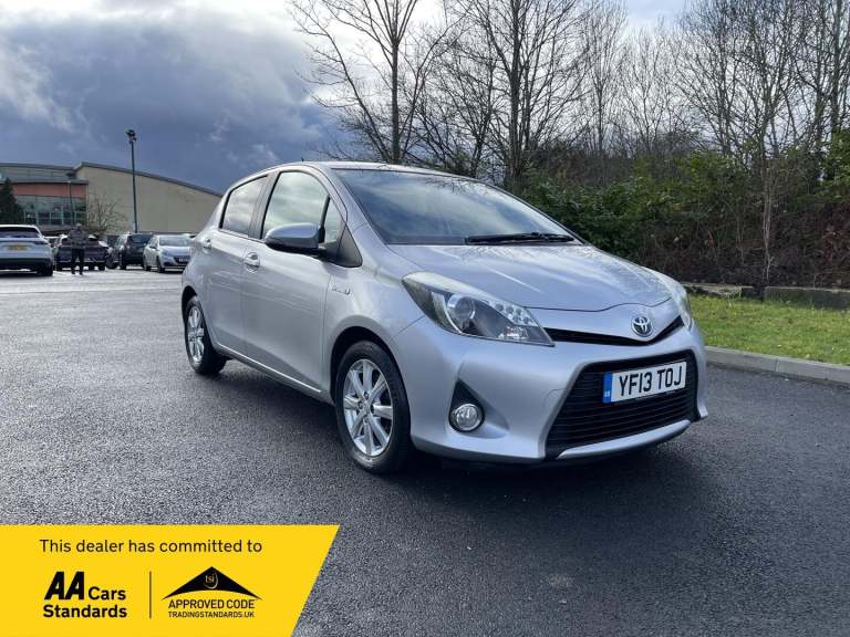 2013 Toyota Yaris 1.5 VVT-i Hybrid T4 5dr CVT HATCHBACK PETROL/ELECTRIC Automatic