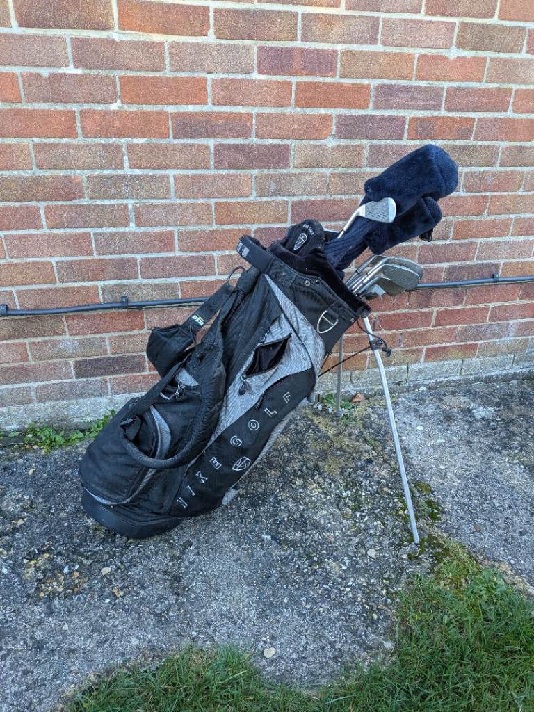 Nike golf bag and clubs 