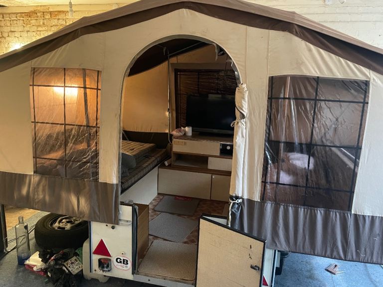 4 birth trailer tent