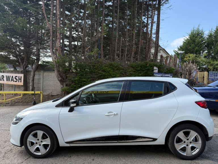 Renault, CLIO, Hatchback, 2015, Manual, 1149 (cc), 5 doors