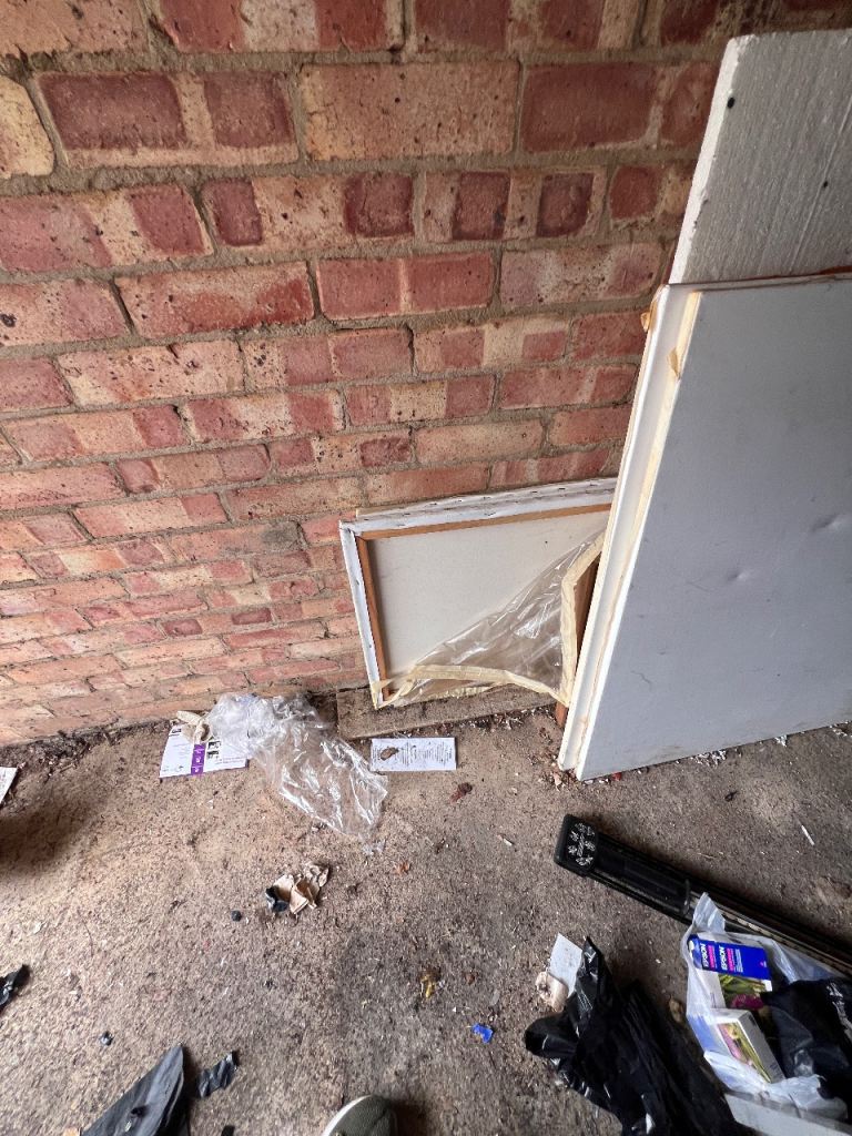 Art materials free