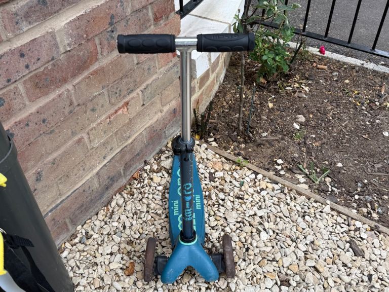 Micro mini scooter 