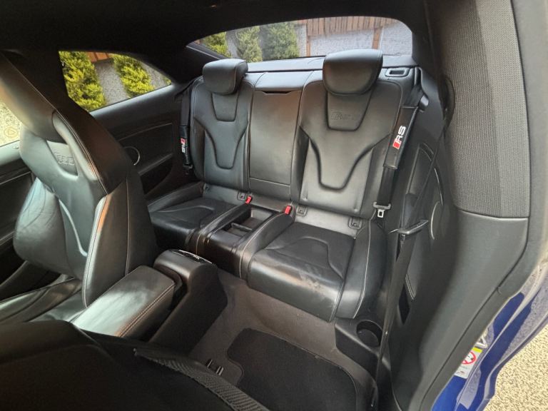 Audi, RS5, Coupe, 2011, Semi-Auto, 4163 (cc), 2 doors