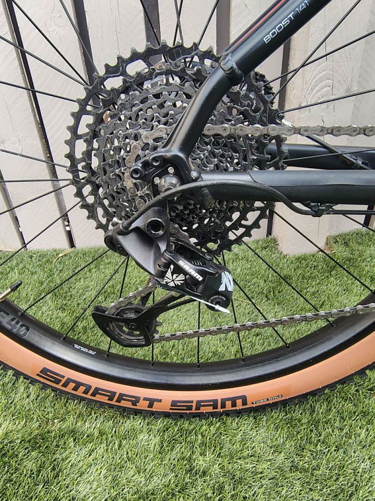 Trek Roscoe 8 2021 M/L | XT Brakes | OneUp Pedals | Upgraded ...