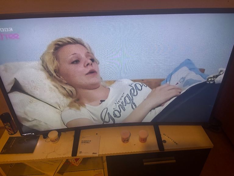 Samsung curved 40 inch television 