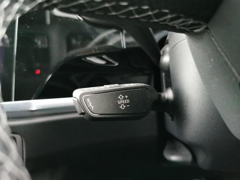 2024 Audi Q3 35 TDI S Line 5dr S Tronic [Leather] ESTATE DIESEL Automatic