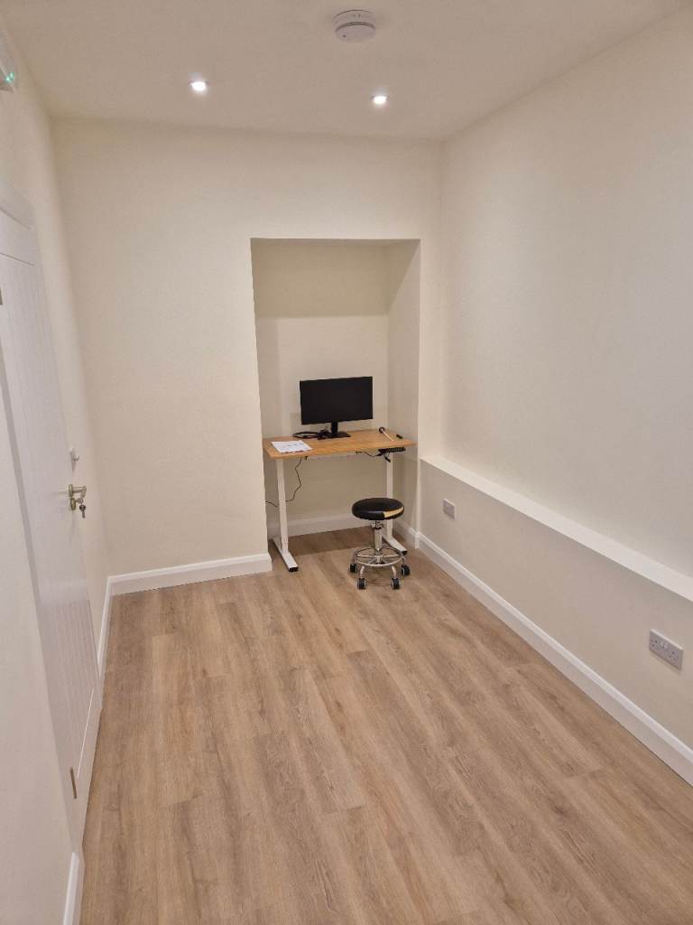 Treatment room available for rent Tollcross Edinburgh
