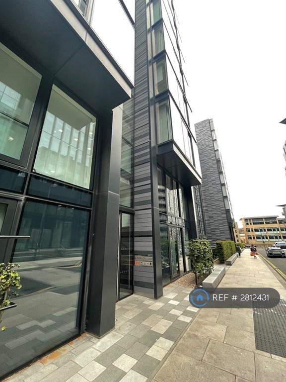 1 bedroom flat in Simpsons Loan., Edinburgh, EH3 (1 bed) (#2812431)