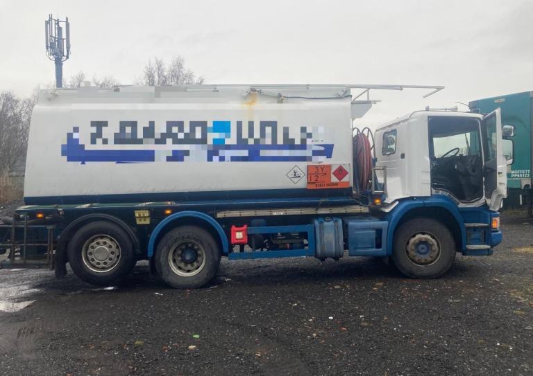 Scania 124L 420  2000 Litre Tanker Manual 12 SpeedGearbox 