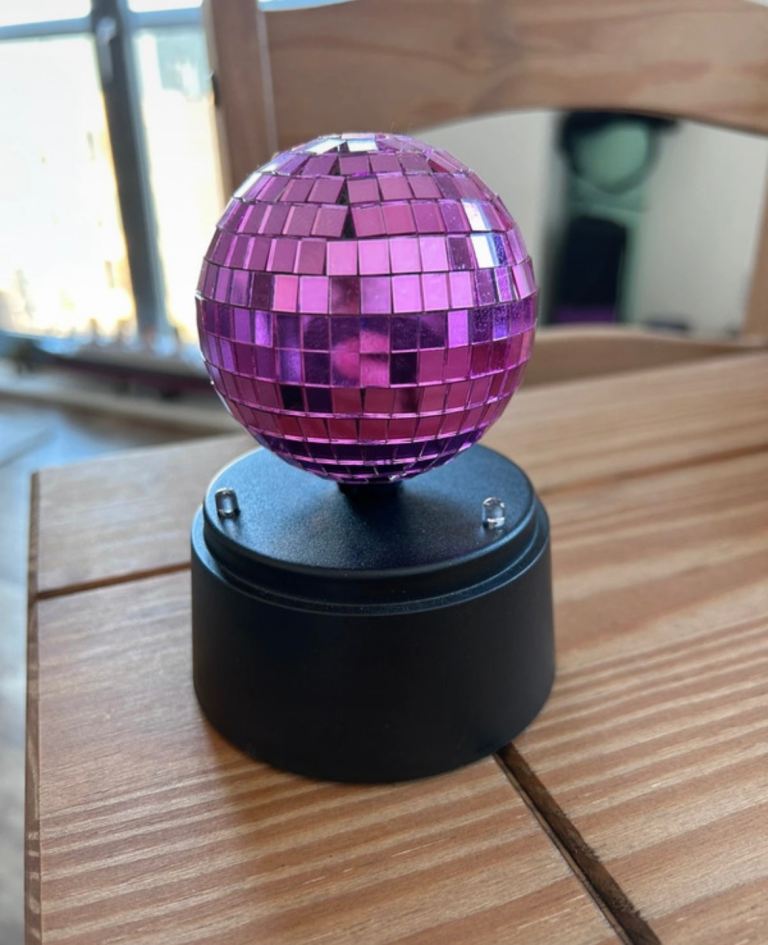 Flying tiger - rotating disco light