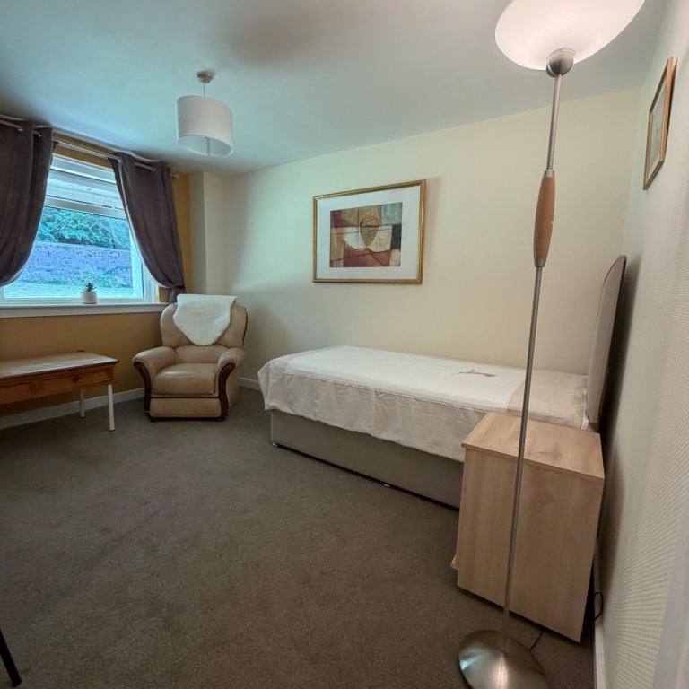 Room available in shared bathroom and kitchen 