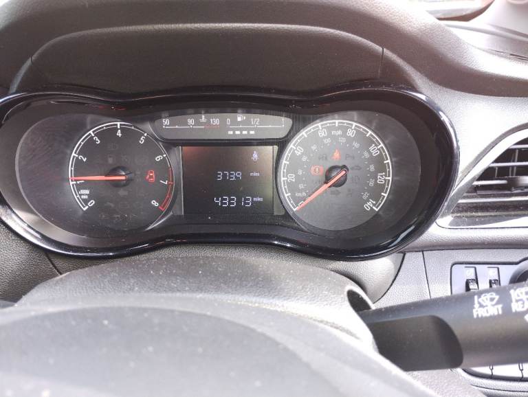 Vauxhall, VIVA, Hatchback, 2017, Manual, 999 (cc), 5 doors