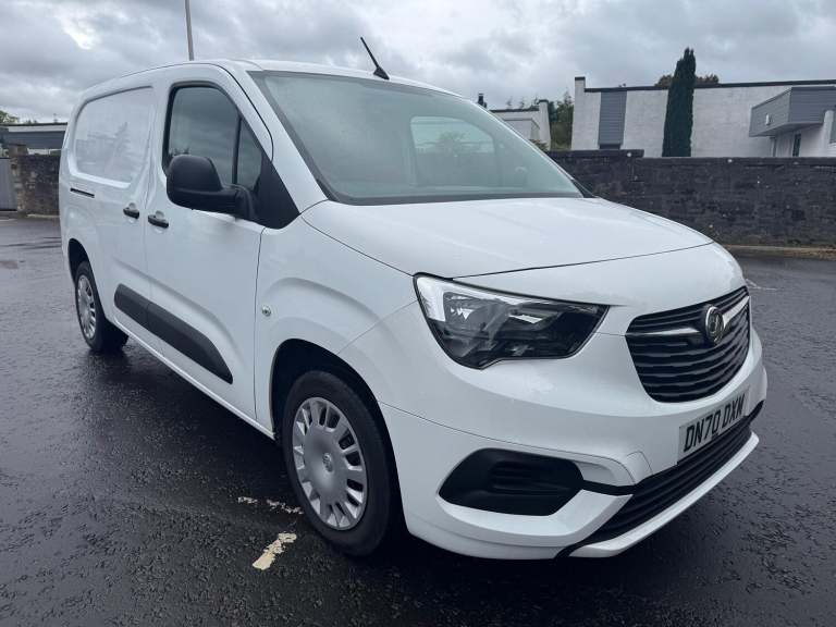 VAUXHALL COMBO 1.5 Turbo D 2300 Sportive 2020