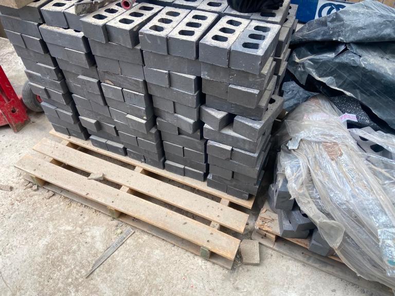 Blue engineering bricks 