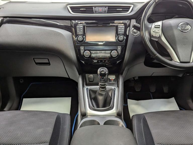 2015 Nissan Qashqai 1.5 Qashqai N-Tec+ dCi 5dr SUV Diesel Manual