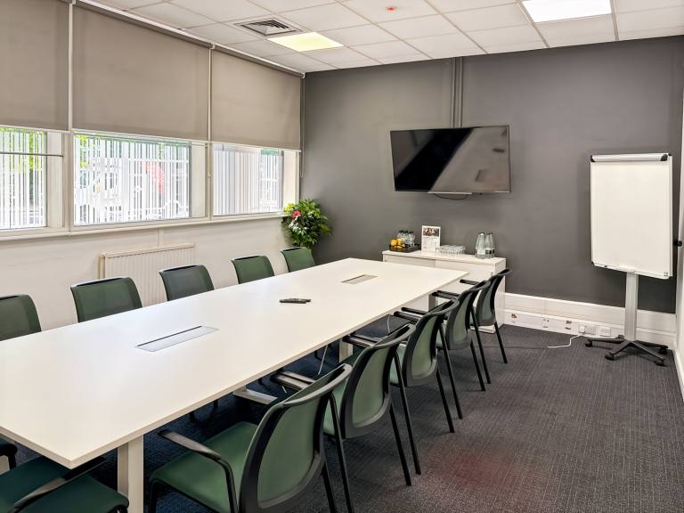 Cambridge - CB1 1BH \ Office Space for Rent - 4 Workstations