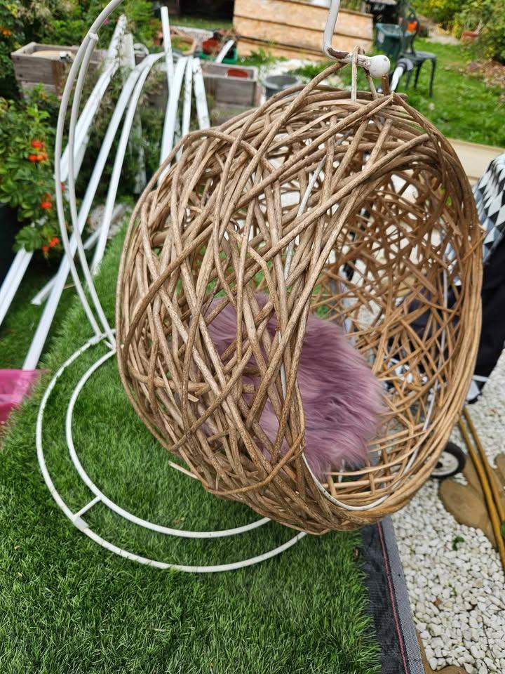 Small cat wicker hammock