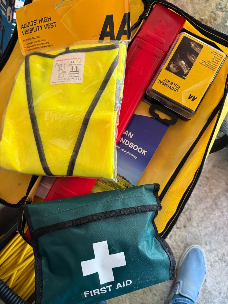 Car safety breakdown kit New