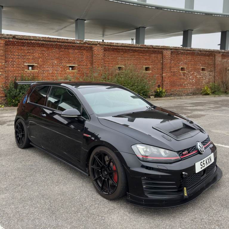 Volkswagen, GOLF, Hatchback, 2014, Manual, 1984 (cc), 3 doors