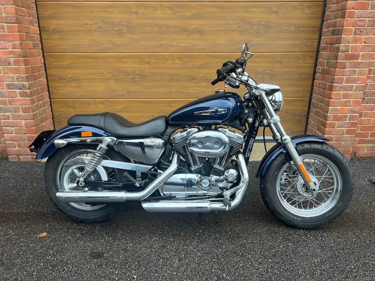 2013/13 Harley-Davidson 1200 XLC Custom Sportster with 5,700m in Blue