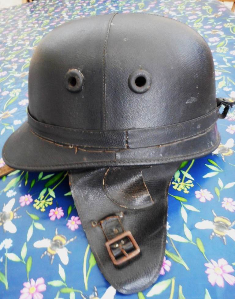 Vintage 1940s/50s J. Compton Sons & Webb "The CORKER" Crash Helmet in Black